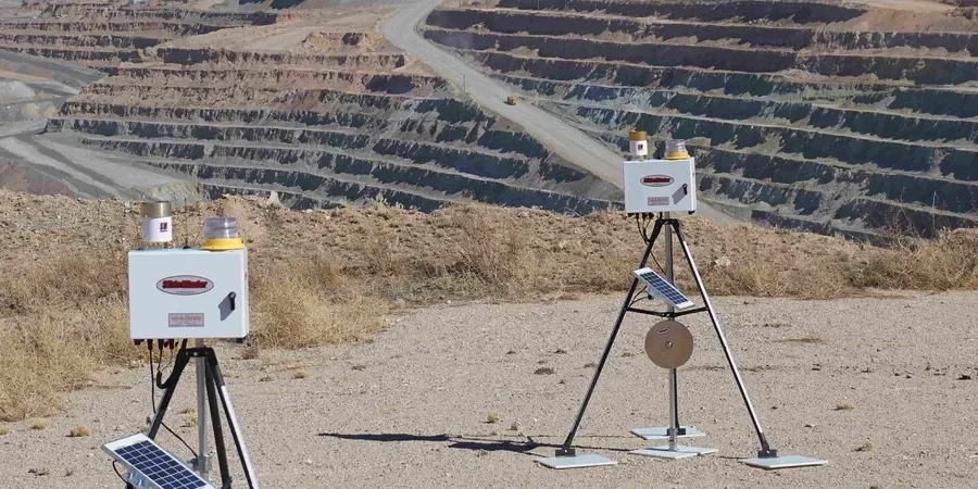 Monitoreo geotécnico de excavaciones en Calama: control operativo en terreno salino